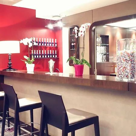 Mercure Centre Gare Hotel Angers