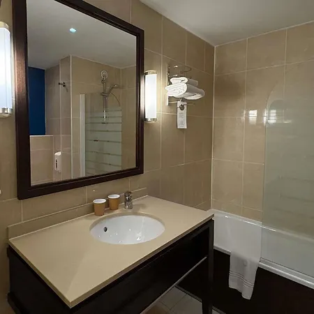 Hotel Mercure Centre Gare 4*