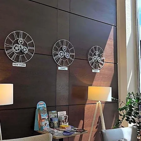 Отель Mercure Centre Gare