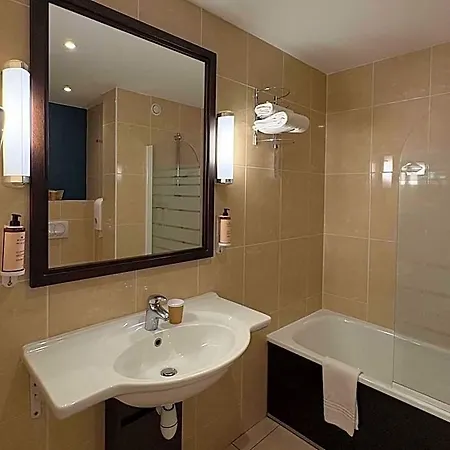 Mercure Centre Gare Отель 4*