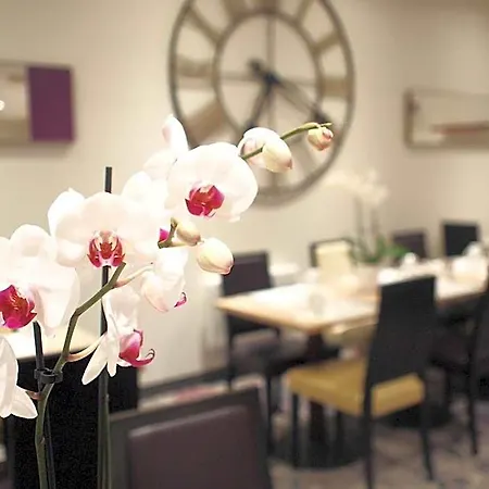 Отель Mercure Centre Gare
