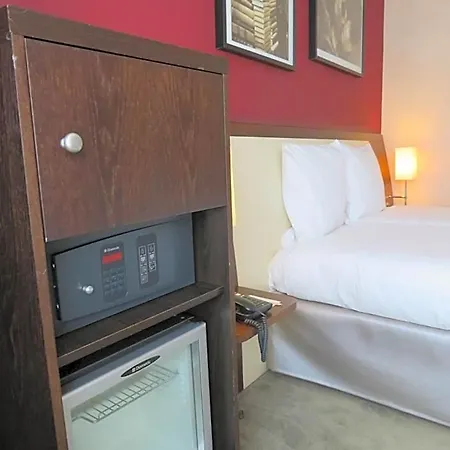 Mercure Centre Gare 4*