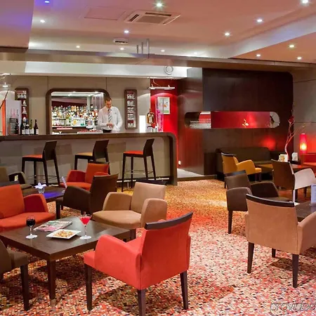 Mercure Centre Gare فندق 4*