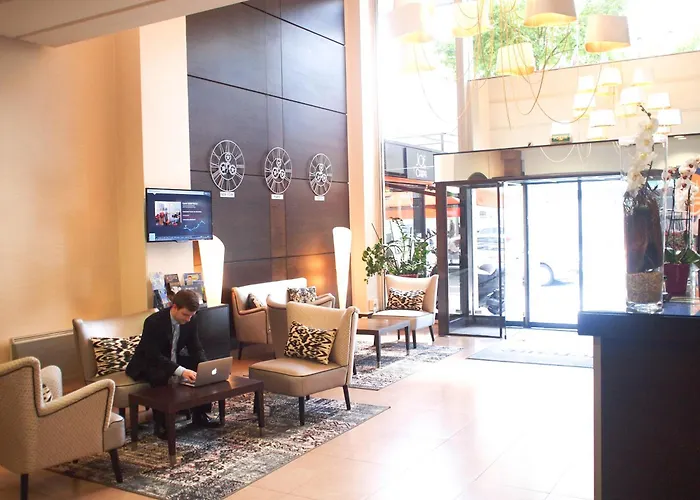 Mercure Centre Gare Hotel Angers